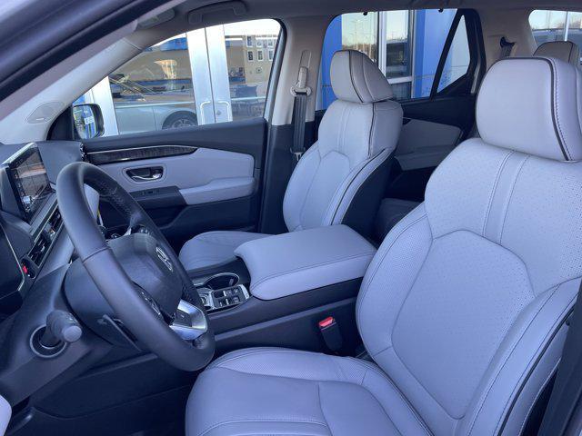 new 2025 Honda Pilot car, priced at $54,530