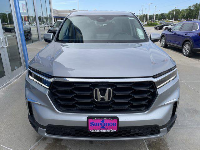 new 2025 Honda Pilot car, priced at $46,995