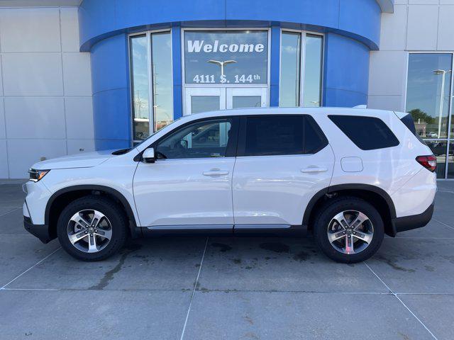 new 2025 Honda Pilot car, priced at $47,505