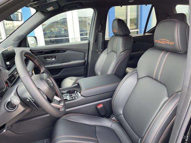 new 2025 Honda Pilot car, priced at $51,200