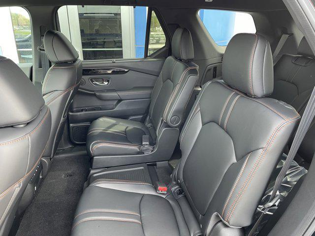 new 2025 Honda Pilot car, priced at $51,200