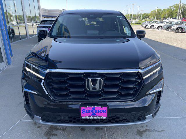 new 2025 Honda Pilot car, priced at $47,095