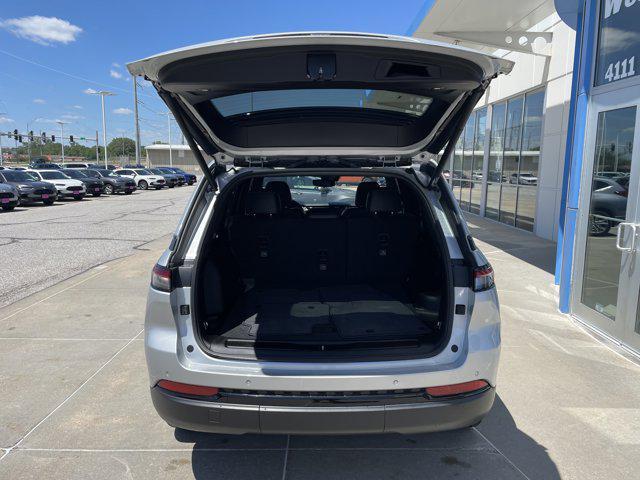 used 2023 Jeep Grand Cherokee car, priced at $34,995