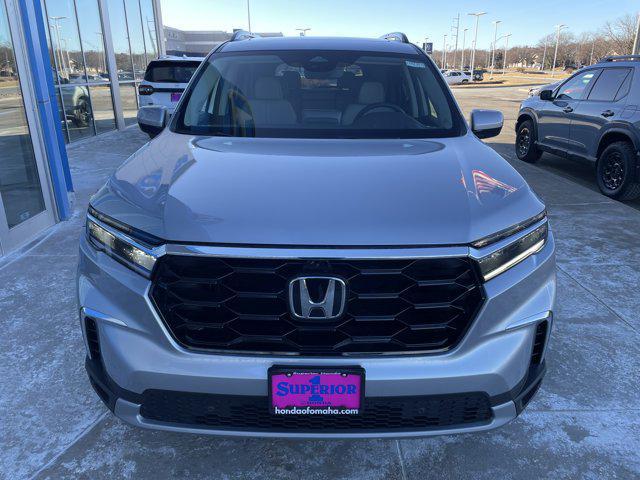 new 2025 Honda Pilot car, priced at $54,530