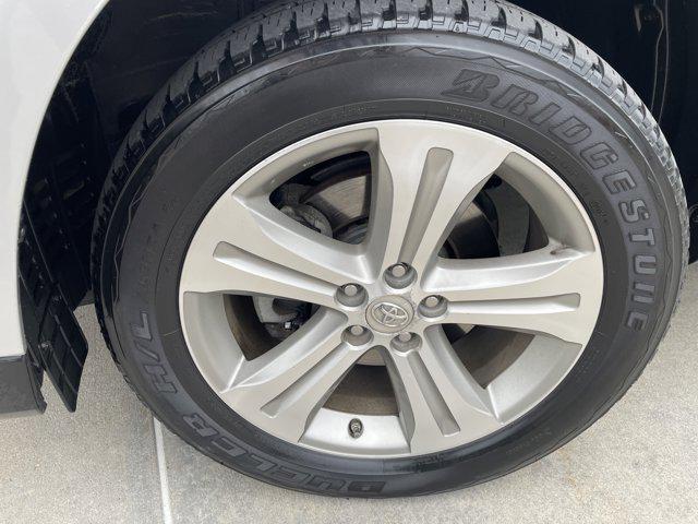 used 2012 Toyota Highlander car, priced at $14,575