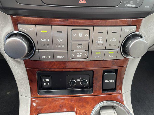 used 2012 Toyota Highlander car, priced at $14,575