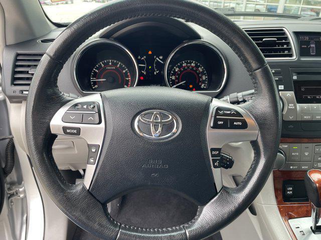 used 2012 Toyota Highlander car, priced at $14,575