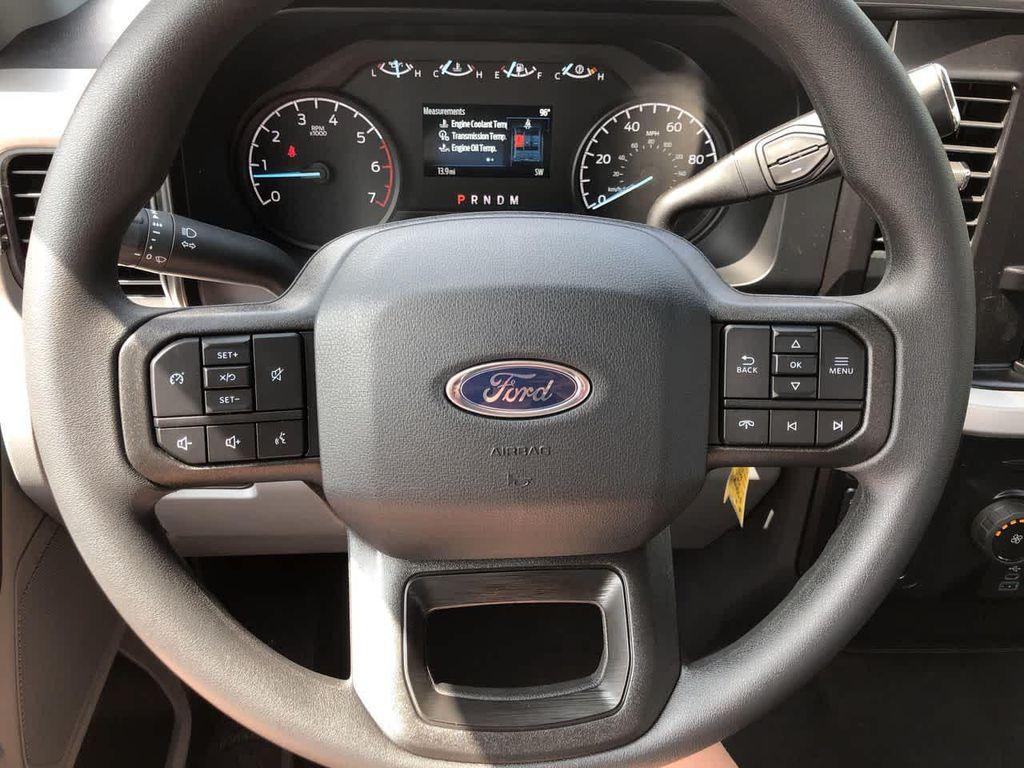 new 2025 Ford F-350 car, priced at $59,388