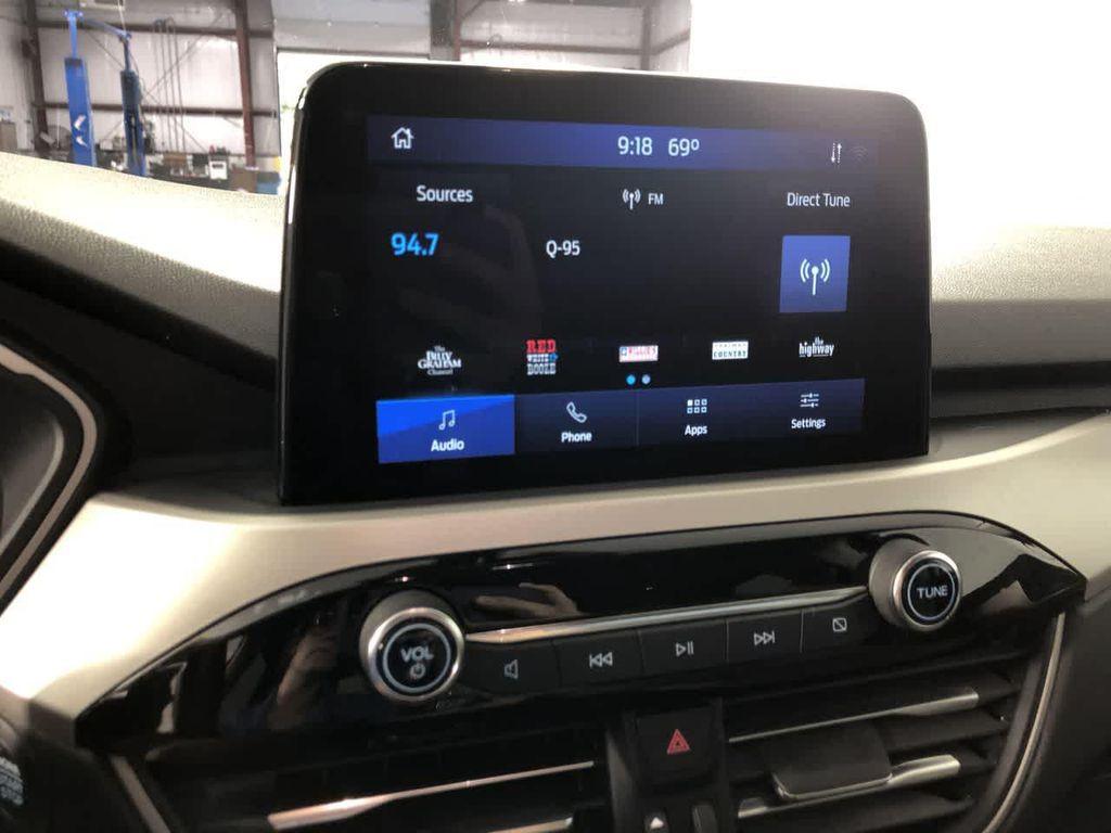used 2022 Ford Escape car, priced at $23,213