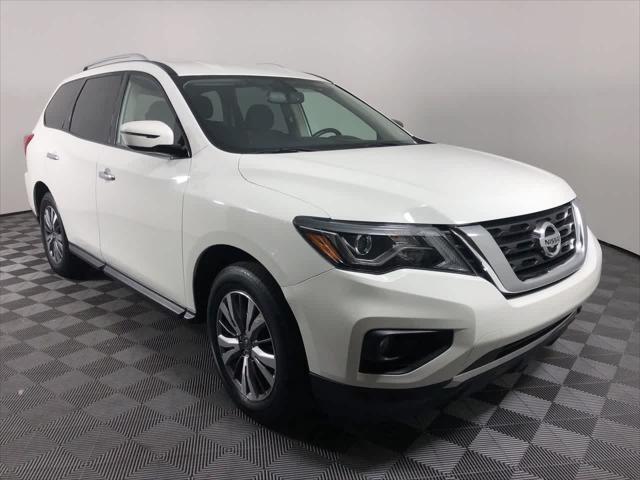 used 2020 Nissan Pathfinder car, priced at $19,887