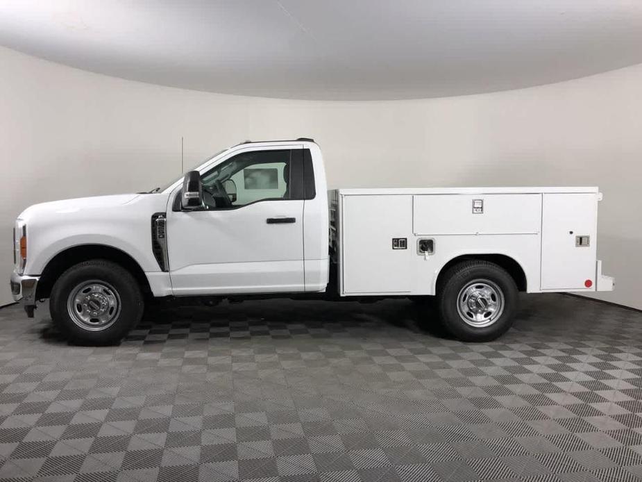 new 2023 Ford F-250 car, priced at $57,333