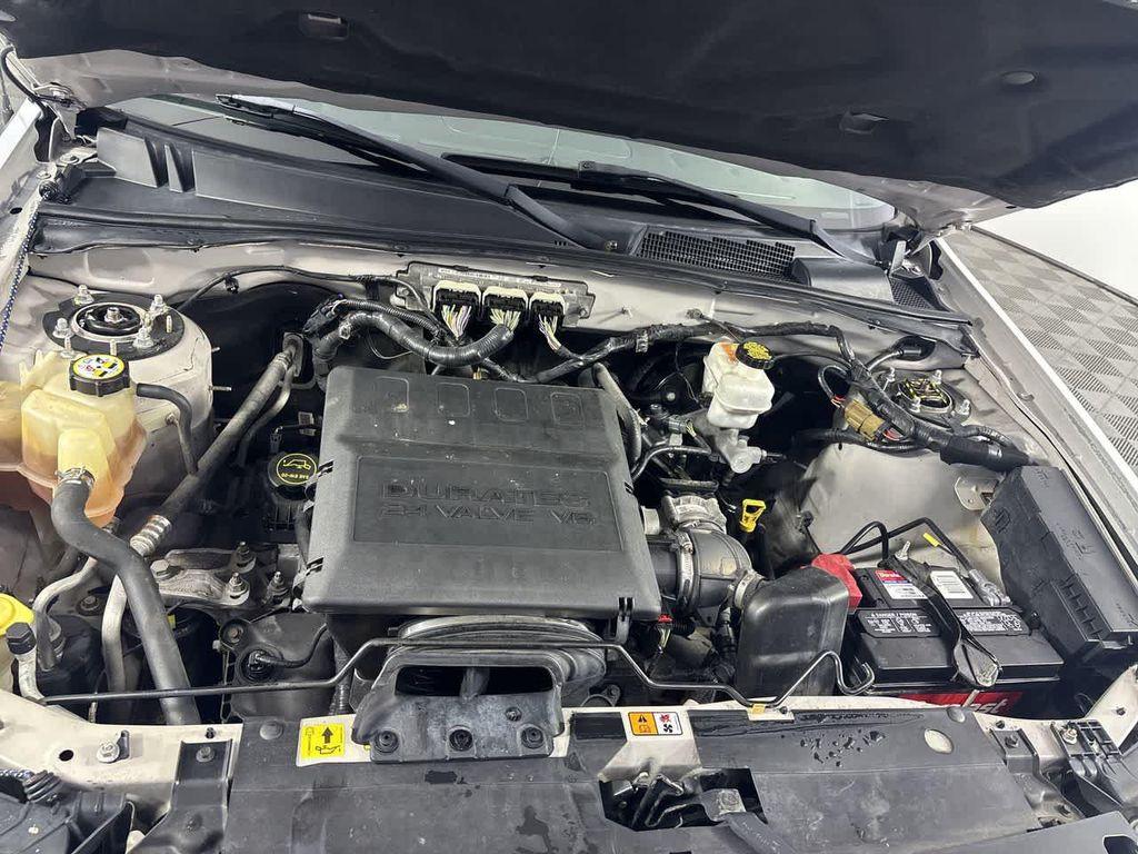 used 2010 Ford Escape car, priced at $3,900