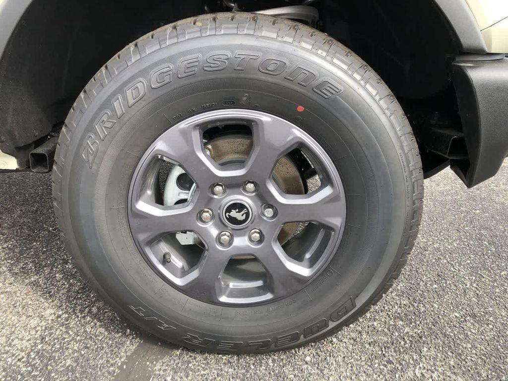 new 2025 Ford Bronco car, priced at $44,566