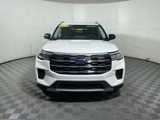 new 2025 Ford Explorer car, priced at $42,882