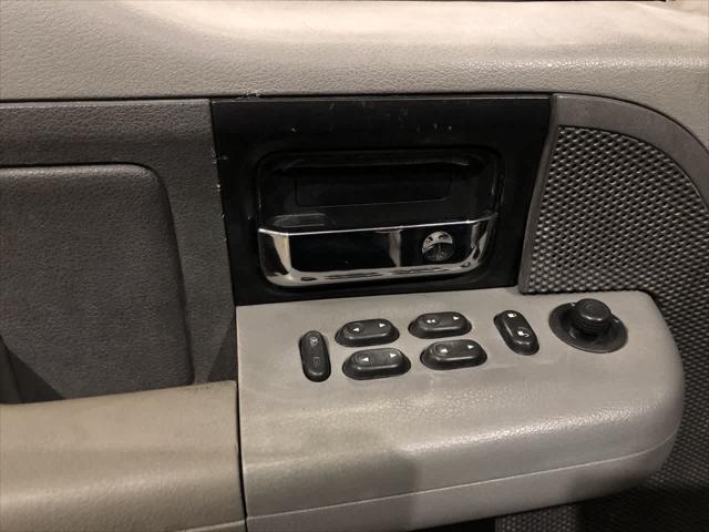 used 2006 Ford F-150 car, priced at $4,500