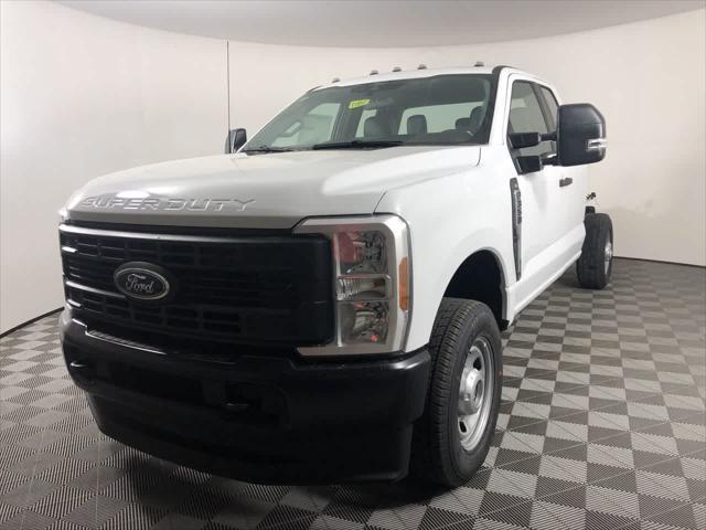 new 2025 Ford F-350 car, priced at $54,893
