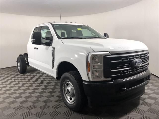 new 2025 Ford F-350 car, priced at $54,893