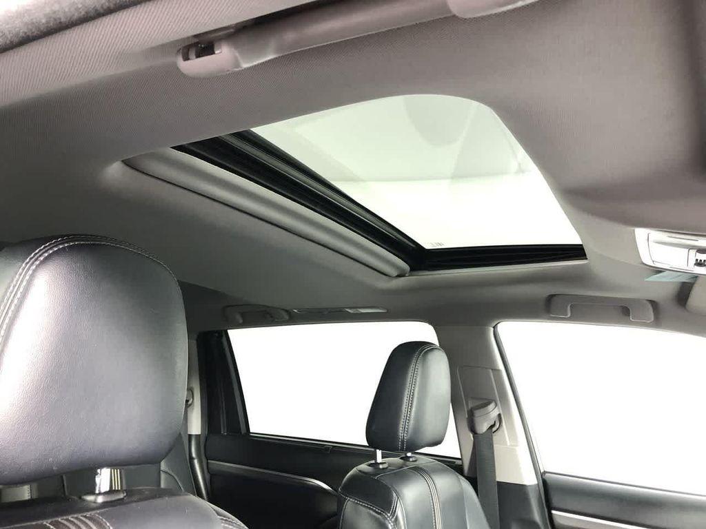 used 2017 Toyota Highlander car, priced at $19,880