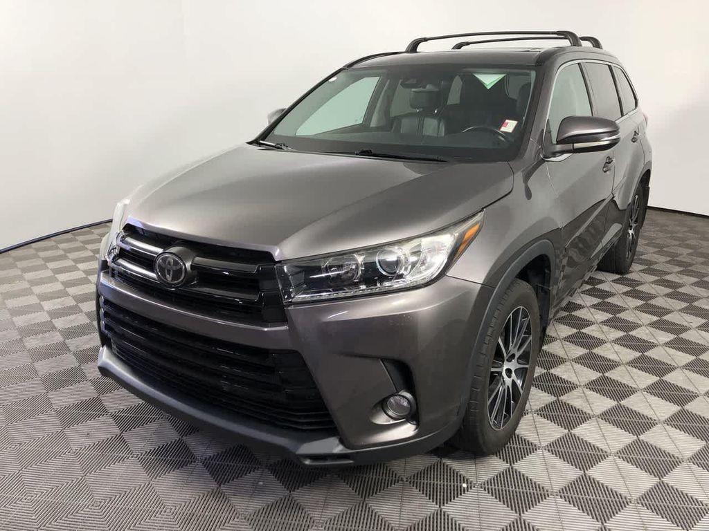 used 2017 Toyota Highlander car, priced at $19,880