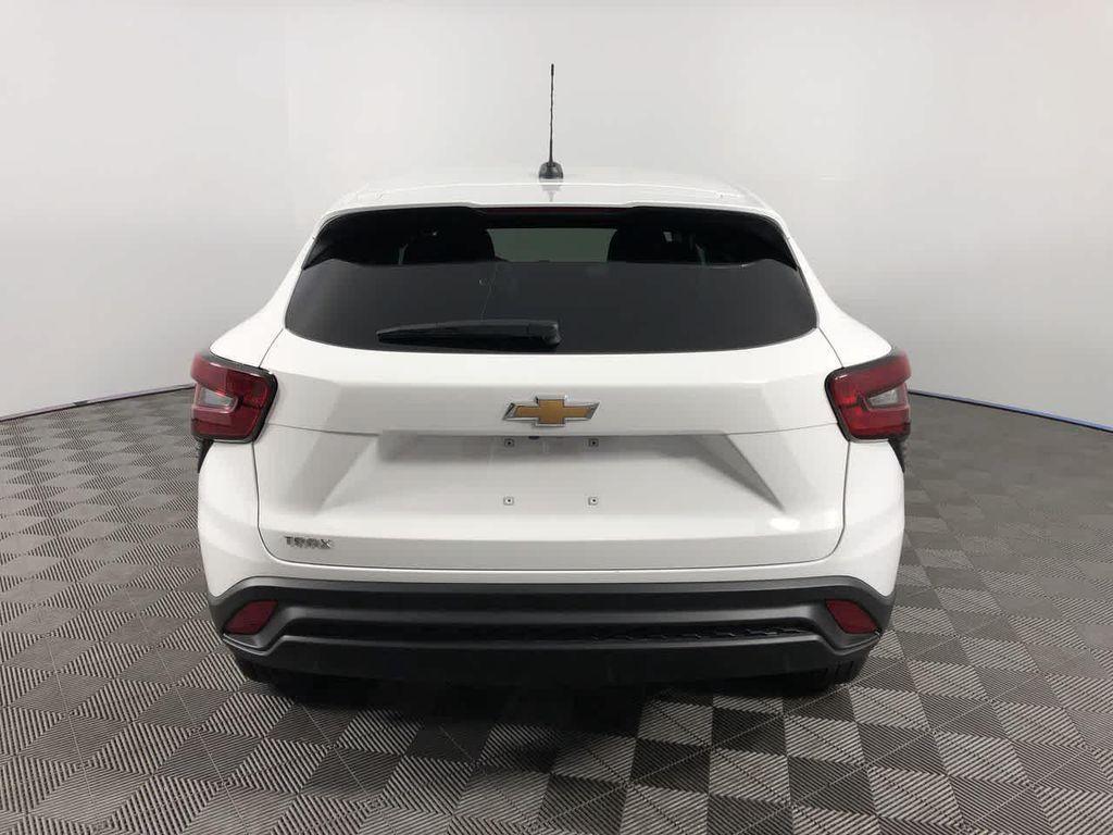 used 2025 Chevrolet Trax car, priced at $18,750