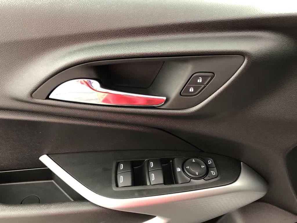 used 2025 Chevrolet Trax car, priced at $18,750