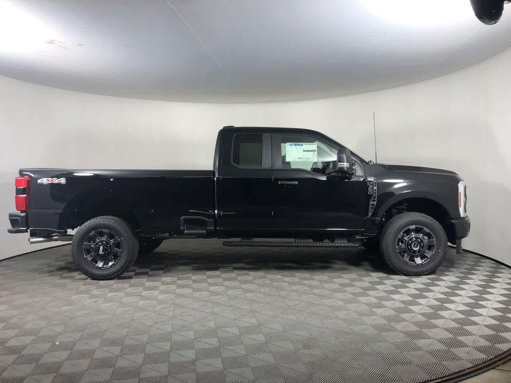 new 2025 Ford F-350 car, priced at $59,946