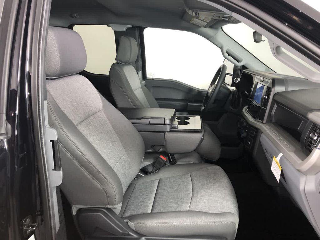 new 2025 Ford F-350 car, priced at $59,946