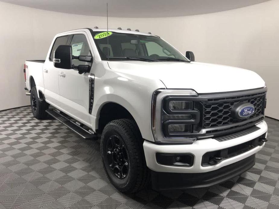 new 2024 Ford F-250 car, priced at $68,320
