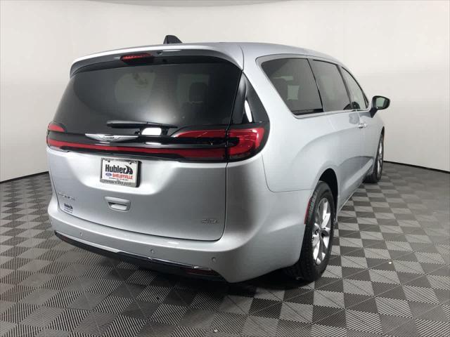 used 2023 Chrysler Pacifica car, priced at $27,000