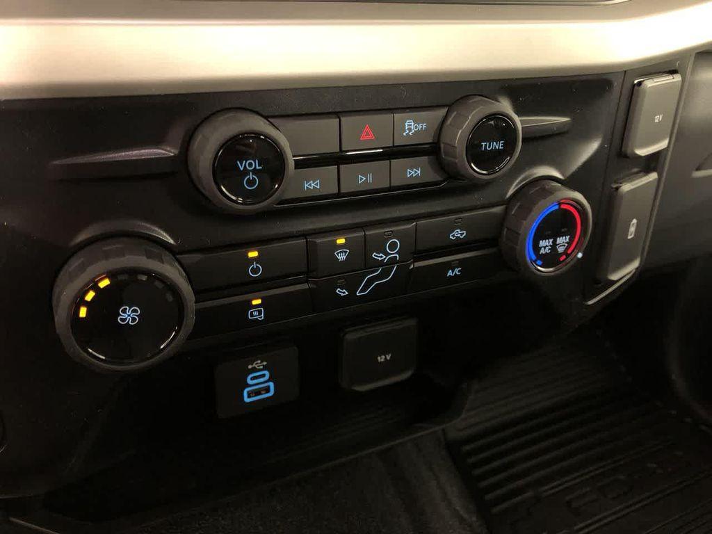 new 2025 Ford F-250 car, priced at $49,189