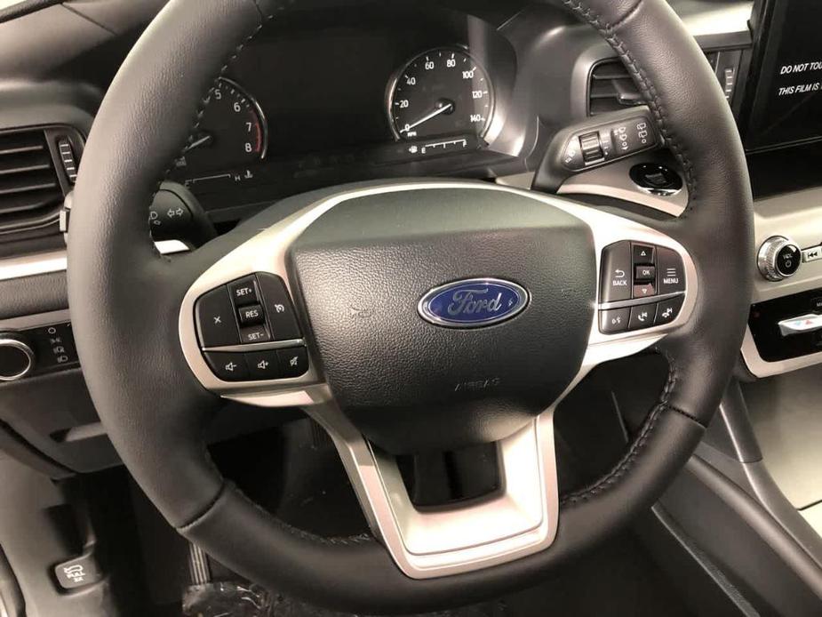 new 2024 Ford Explorer car, priced at $44,980