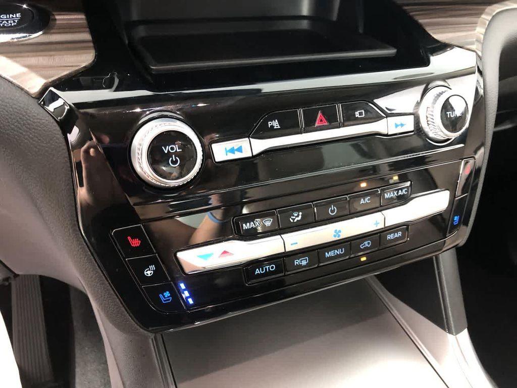 used 2022 Ford Explorer car, priced at $29,922