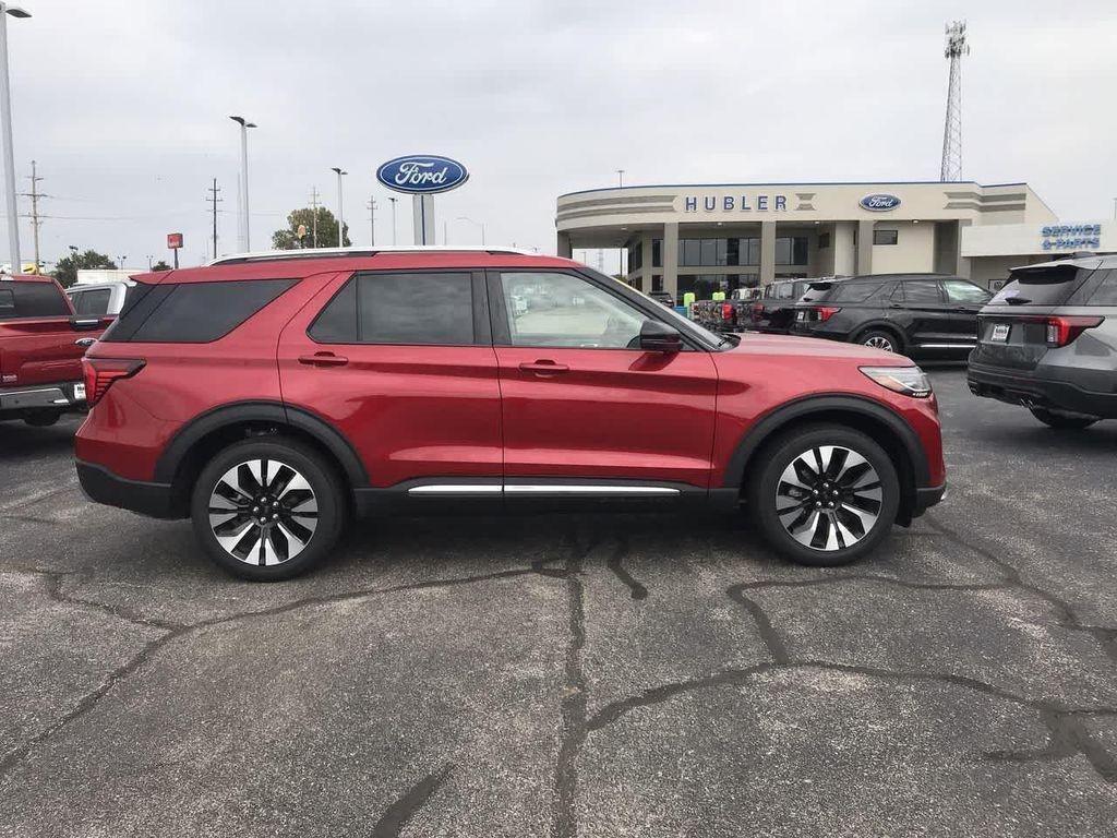 new 2025 Ford Explorer car, priced at $57,674