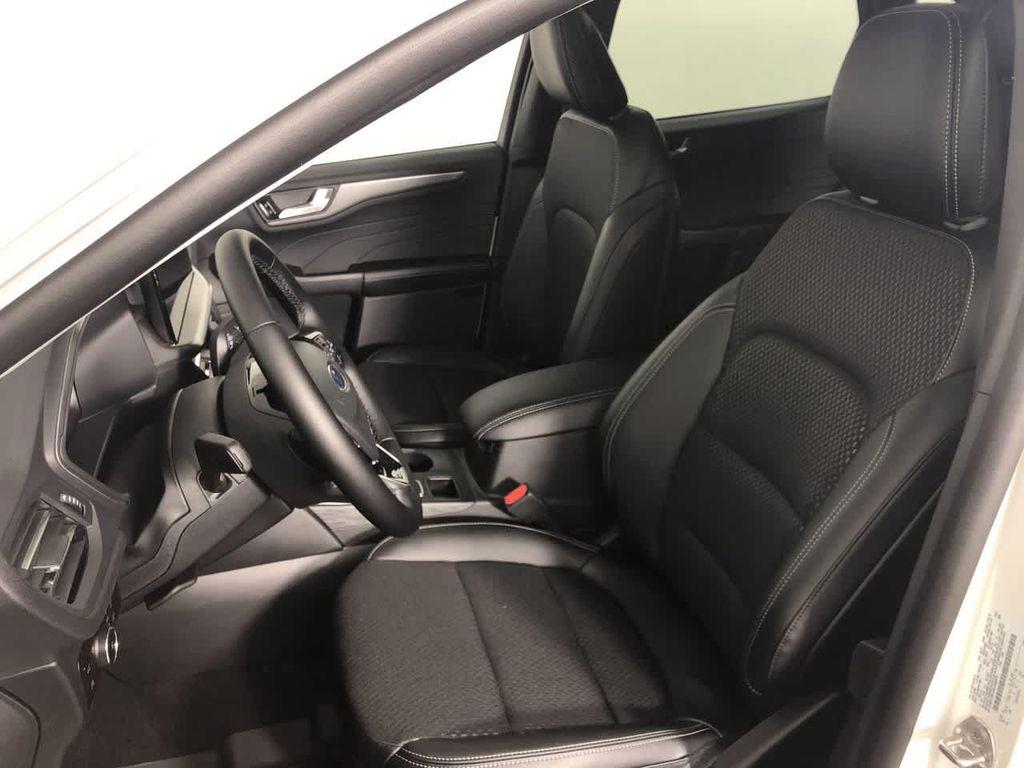 new 2025 Ford Escape PHEV car, priced at $38,716