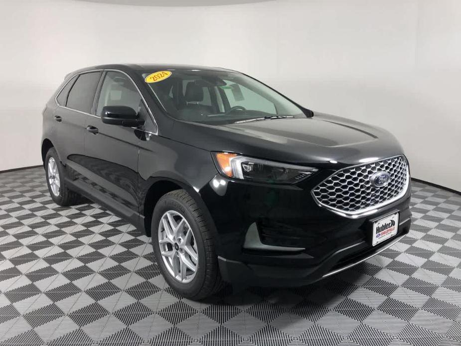 new 2024 Ford Edge car, priced at $41,160