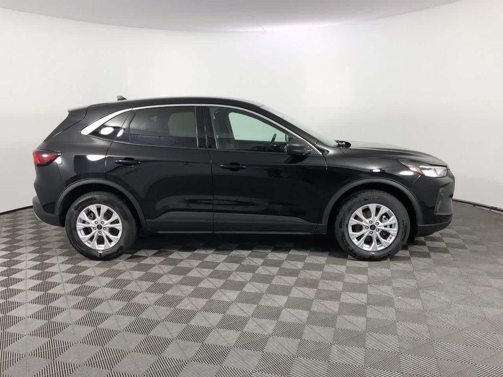 used 2024 Ford Escape car, priced at $22,900