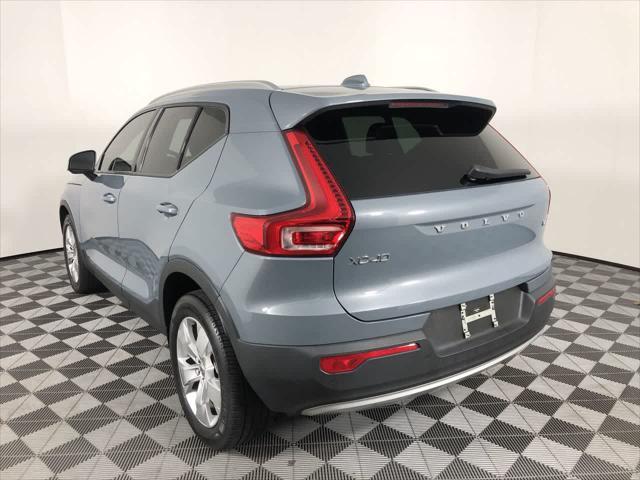 used 2022 Volvo XC40 car, priced at $21,990