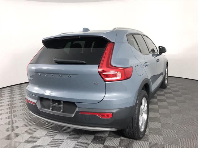 used 2022 Volvo XC40 car, priced at $21,990