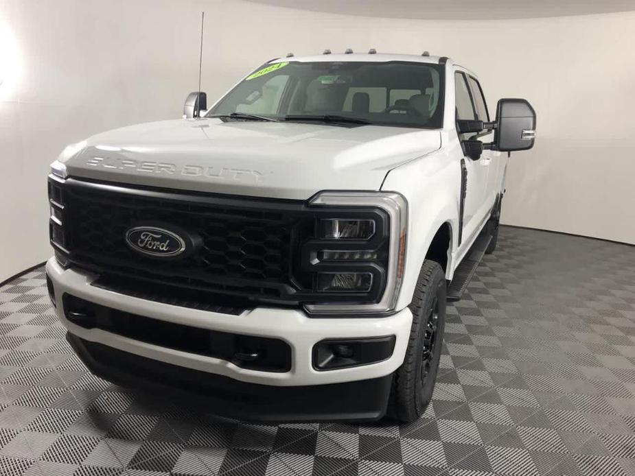 new 2024 Ford F-250 car, priced at $68,320