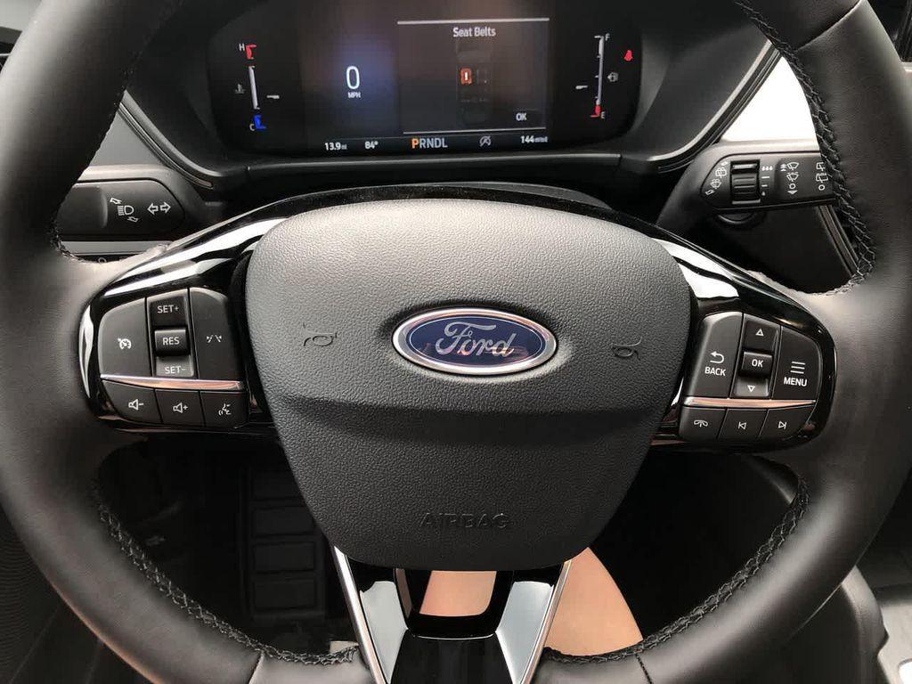 new 2025 Ford Escape car, priced at $30,319