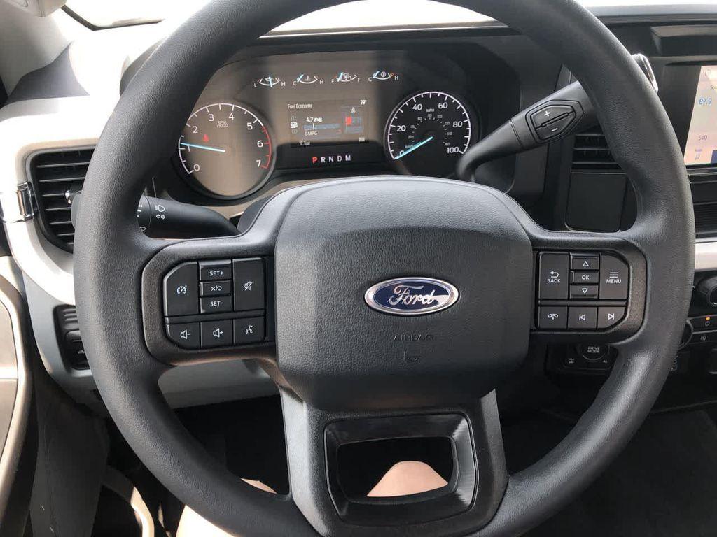 new 2025 Ford F-350 car, priced at $60,360