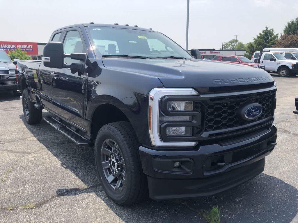 new 2025 Ford F-350 car, priced at $60,360
