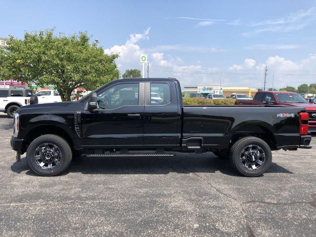 new 2025 Ford F-350 car, priced at $59,549
