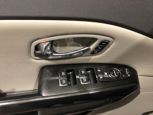 used 2016 Kia Sedona car, priced at $9,777