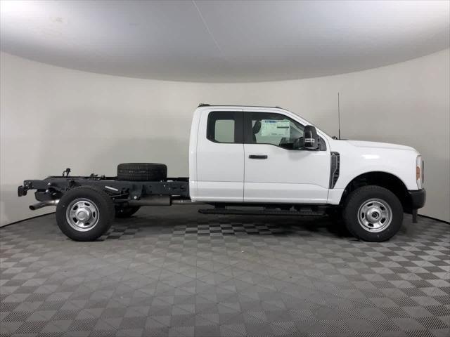 new 2024 Ford F-350 car, priced at $57,545