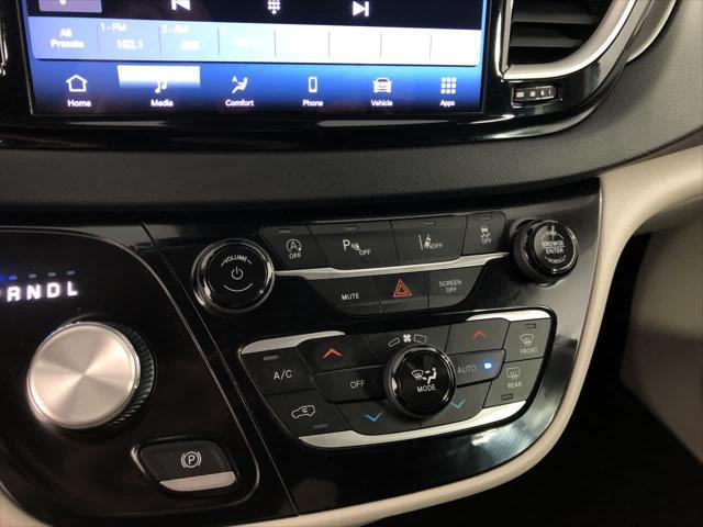 used 2023 Chrysler Pacifica car, priced at $24,989