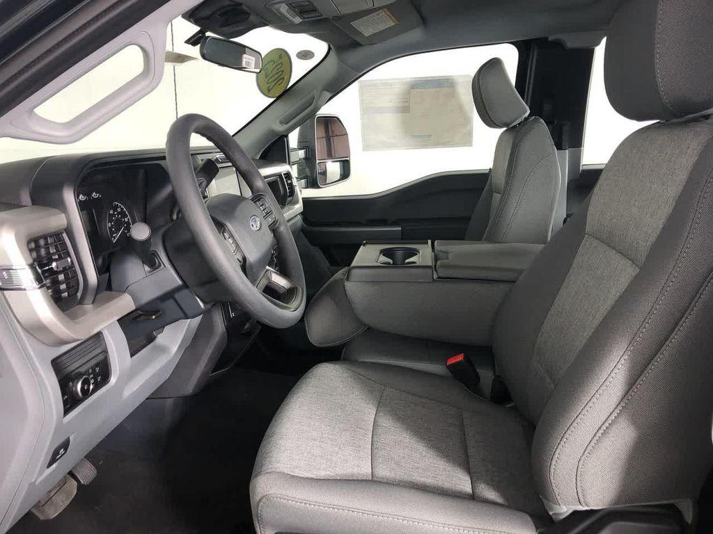 new 2025 Ford F-350 car, priced at $58,257