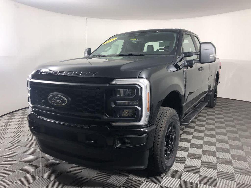 new 2025 Ford F-350 car, priced at $58,257