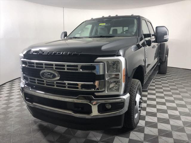 new 2025 Ford F-350 car, priced at $64,908