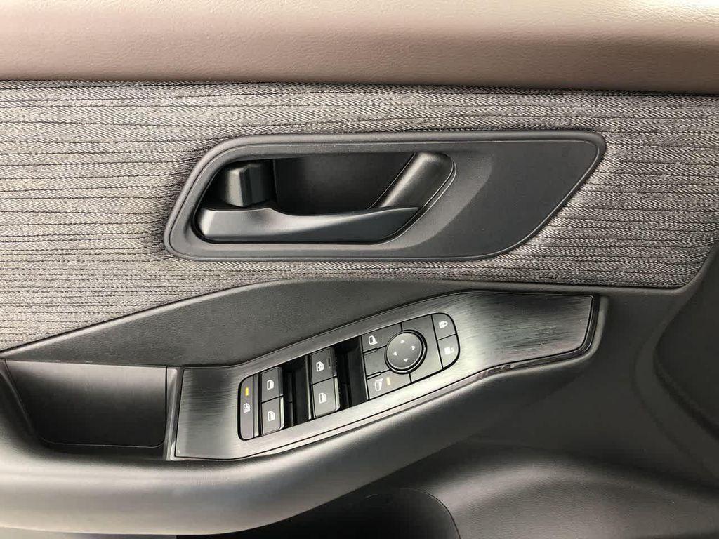 used 2023 Nissan Rogue car, priced at $19,996